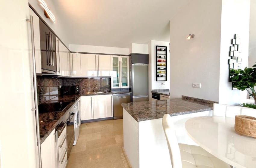 3 quarto Apartamento para venda em Las Ramblas Golf com piscina - 389 000 € (Ref: 10007094)