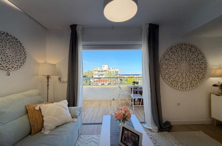 3 chambre Appartement à vendre à Punta Prima avec piscine - 259 700 € (Ref: 10027604)