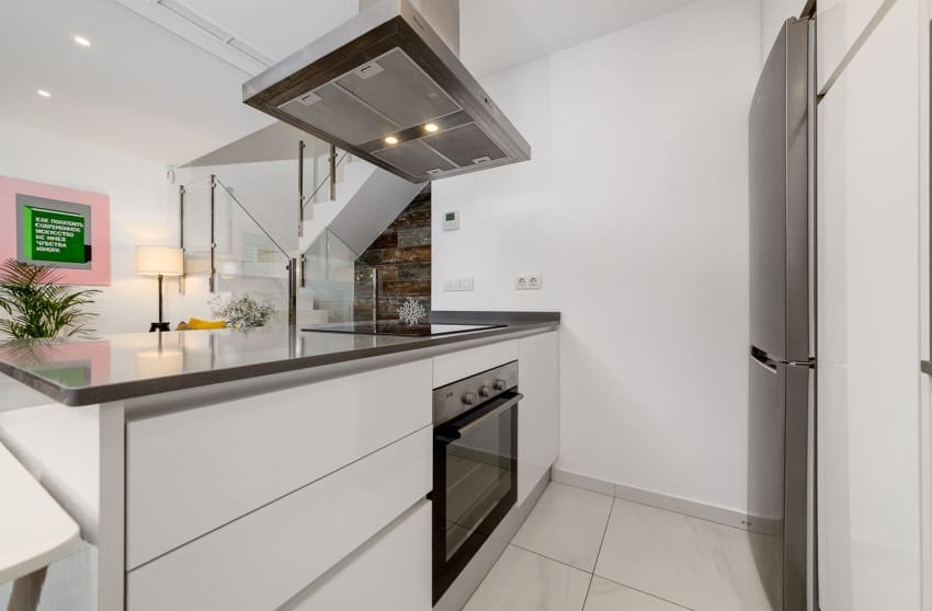 Casa de 3 habitaciones en Villamartin en venta - 325.000 € (Ref: 10027605)