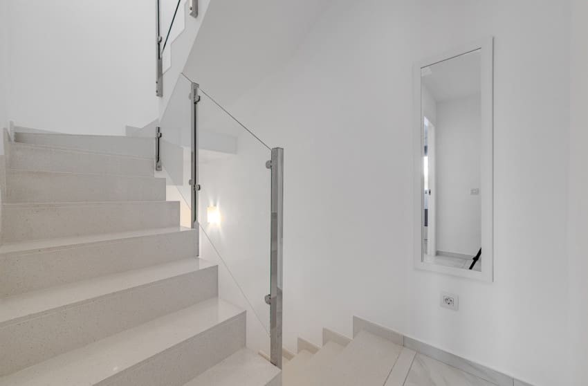 Casa de 3 habitaciones en Villamartin en venta - 325.000 € (Ref: 10027605)