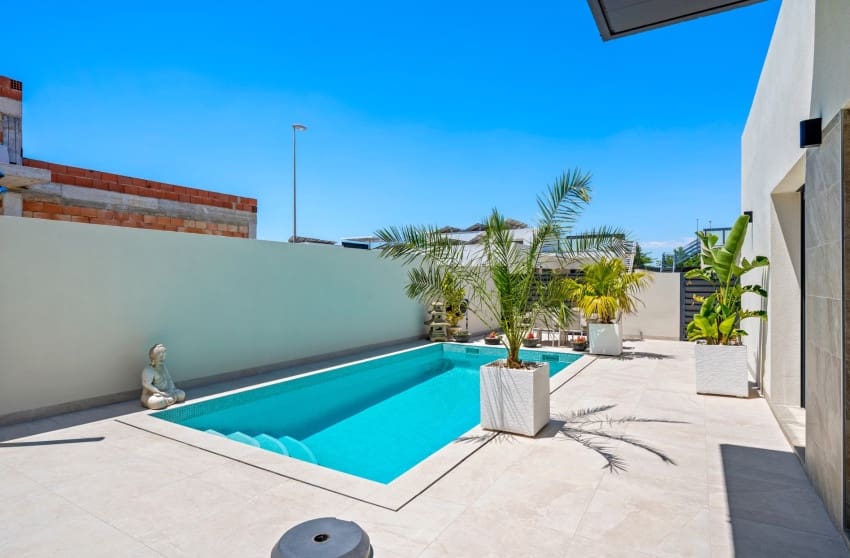 3 quarto Moradia para venda em Daya Nueva - 399 900 € (Ref: 10027609)