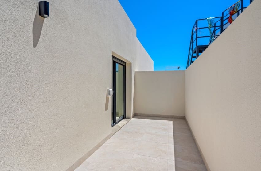 3 quarto Moradia para venda em Daya Nueva - 399 900 € (Ref: 10027609)