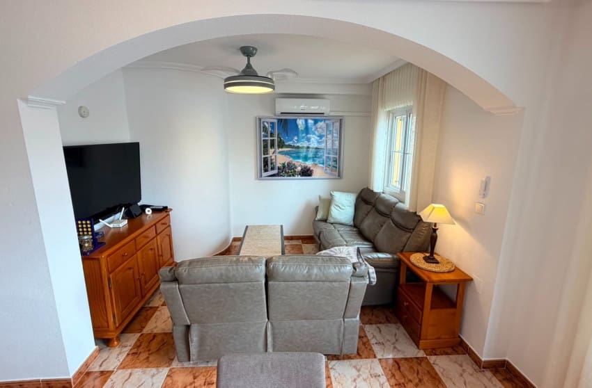 2 sypialnia Dom na sprzedaż w Orihuela Costa z basenem - 239 000 € (Ref: 10027625)