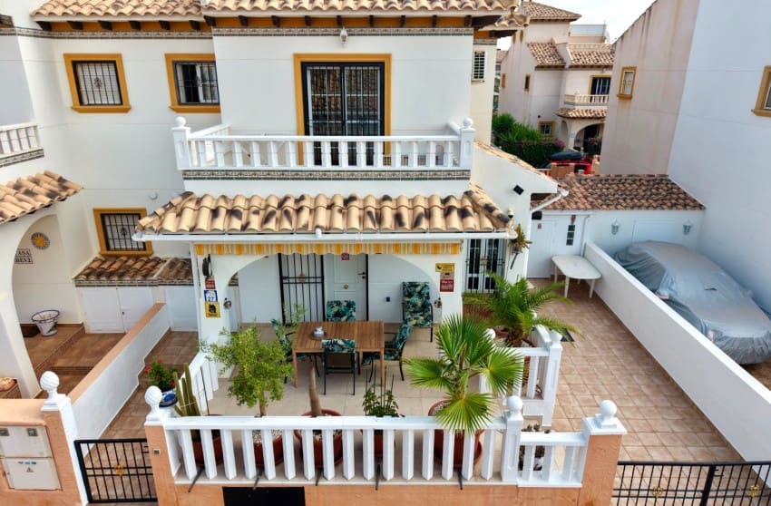 2 sypialnia Dom na sprzedaż w Orihuela Costa z basenem - 239 000 € (Ref: 10027625)