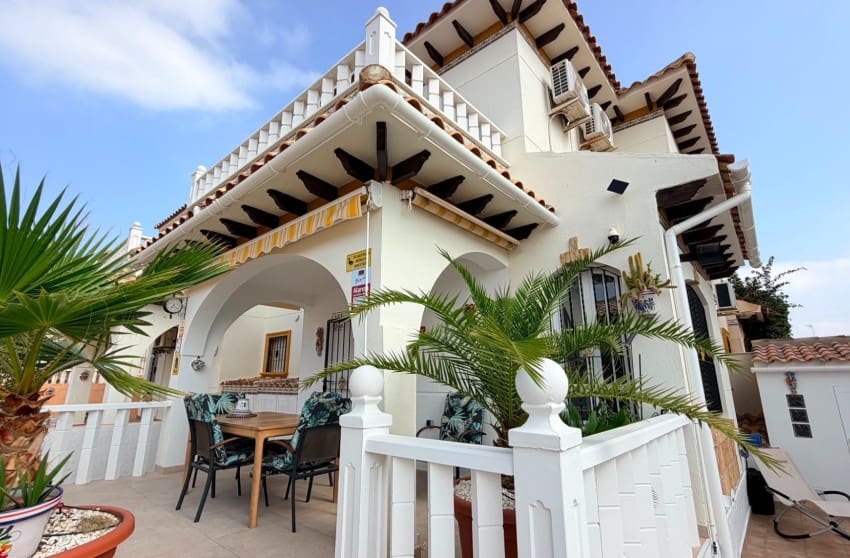 2 sypialnia Dom na sprzedaż w Orihuela Costa z basenem - 239 000 € (Ref: 10027625)