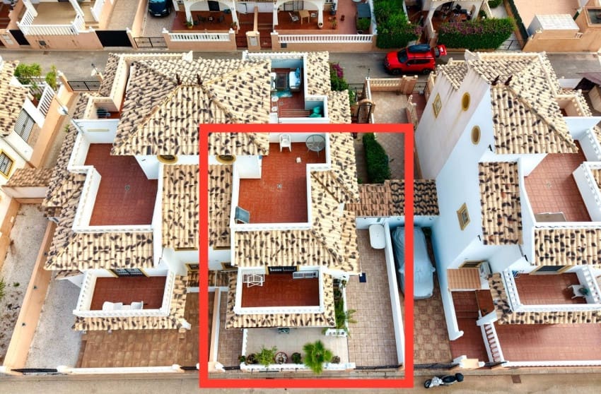 2 sypialnia Dom na sprzedaż w Orihuela Costa z basenem - 239 000 € (Ref: 10027625)