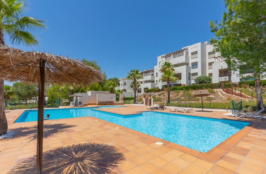 2 chambre Appartement à vendre à Las Colinas Golf avec piscine - 235 000 € (Ref: 10027628)