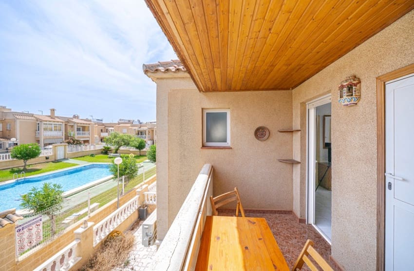 2 sypialnia Apartament na sprzedaż w Torrevieja z basenem - 129 000 € (Ref: 10027629)