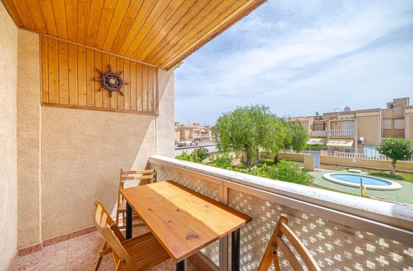 2 sypialnia Apartament na sprzedaż w Torrevieja z basenem - 129 000 € (Ref: 10027629)