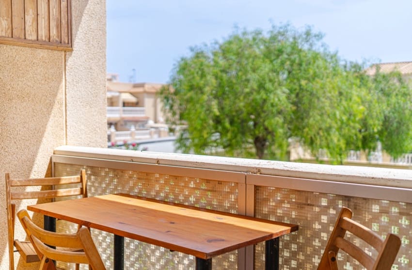 2 sypialnia Apartament na sprzedaż w Torrevieja z basenem - 129 000 € (Ref: 10027629)