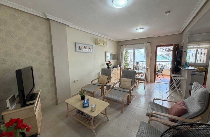 2 bedroom Apartment for sale in Jacarilla - € 129,950 (Ref: 10027630)