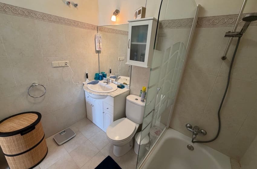 2 bedroom Apartment for sale in Jacarilla - € 129,950 (Ref: 10027630)