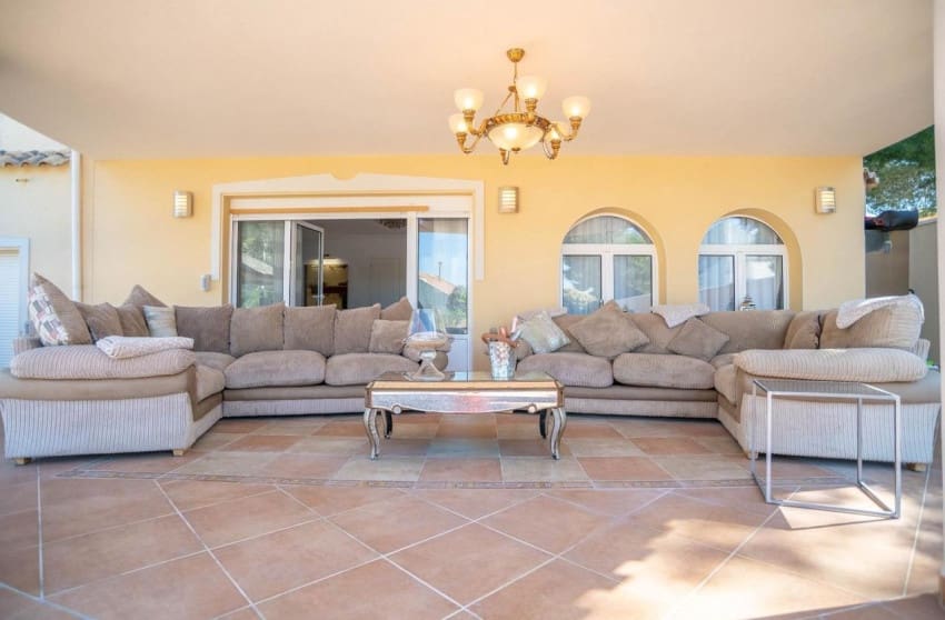 4 chambre Villa/Maison à vendre à San Miguel de Salinas avec piscine - 799 000 € (Ref: 10027631)
