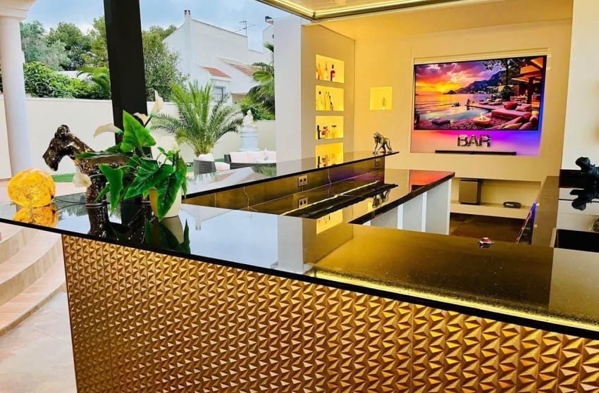 4 chambre Villa/Maison à vendre à San Miguel de Salinas avec piscine - 799 000 € (Ref: 10027631)