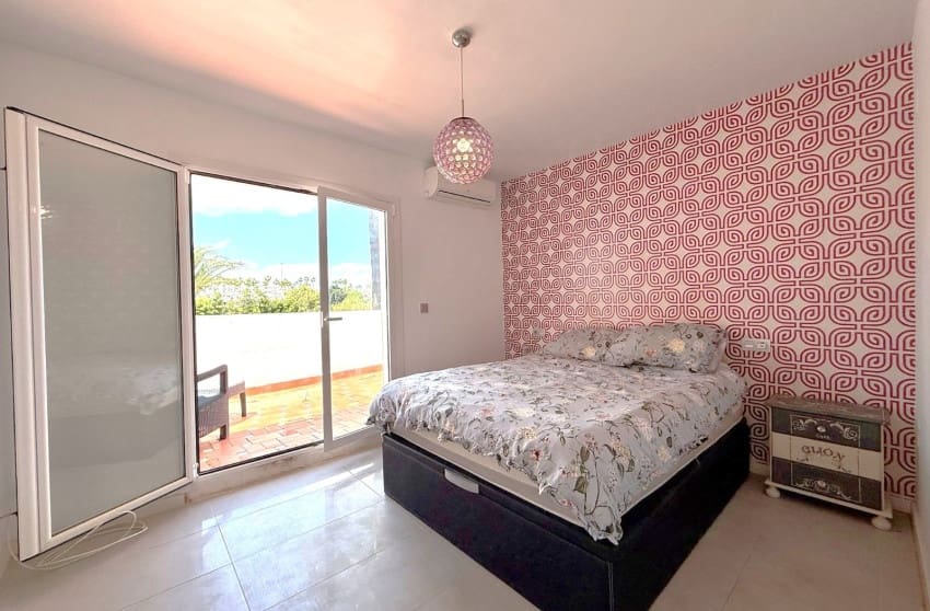 3 sovrum Hus till salu i Villamartin med pool - 265 000 € (Ref: 10027634)