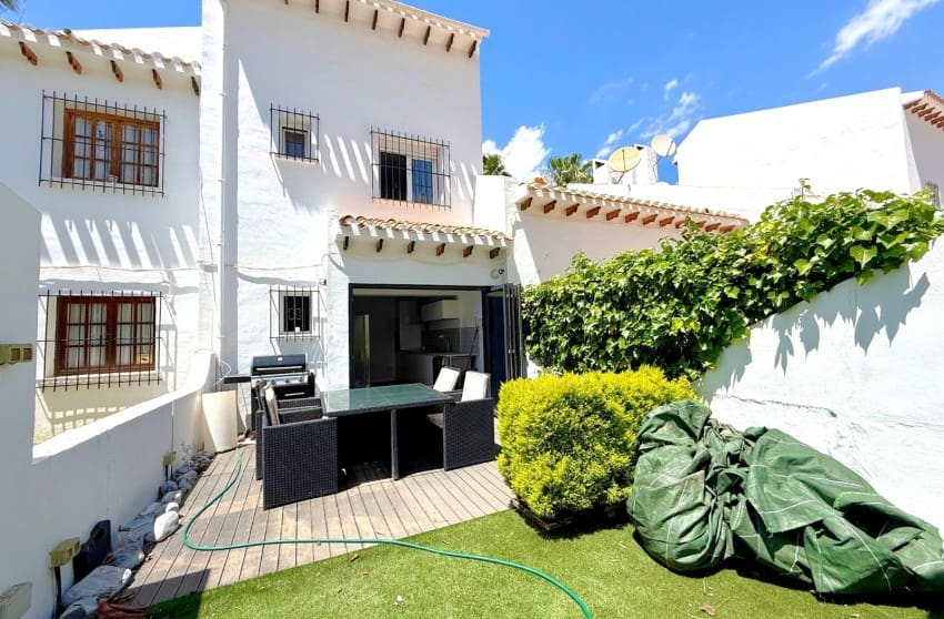 3 sovrum Hus till salu i Villamartin med pool - 265 000 € (Ref: 10027634)