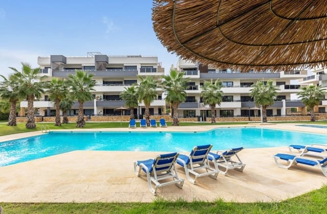 3 bedroom Penthouse for sale in Torrevieja with pool - € 285,000 (Ref: 10027635)
