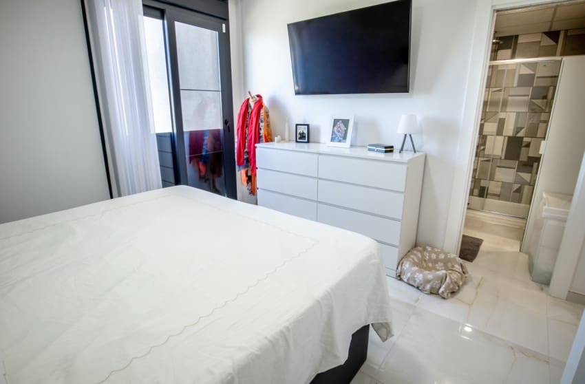 3 bedroom Penthouse for sale in Torrevieja with pool - € 285,000 (Ref: 10027635)
