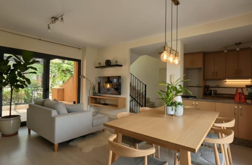 4 sovrum Hus till salu i Filipinas med pool - 299 900 € (Ref: 10027636)