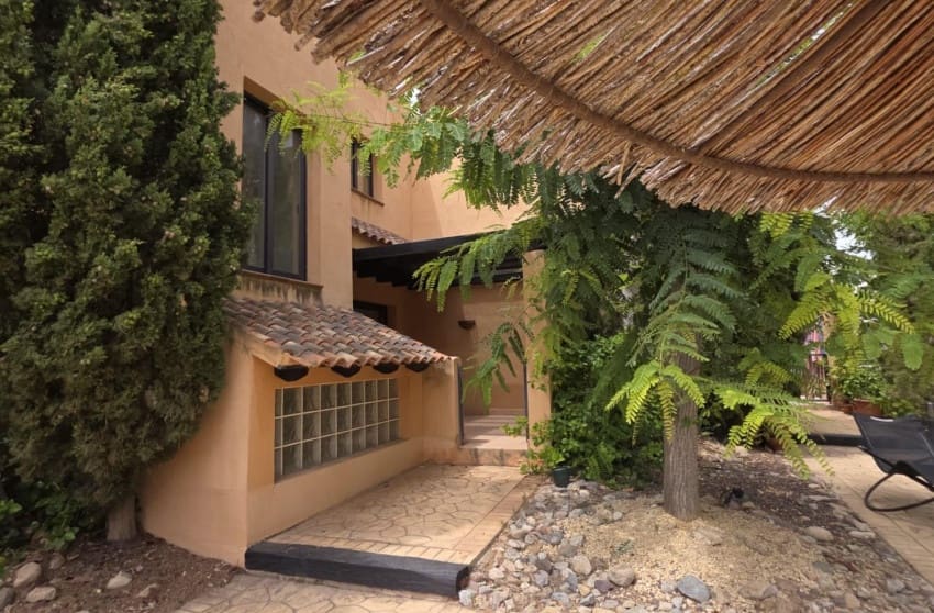 4 sovrum Hus till salu i Filipinas med pool - 299 900 € (Ref: 10027636)