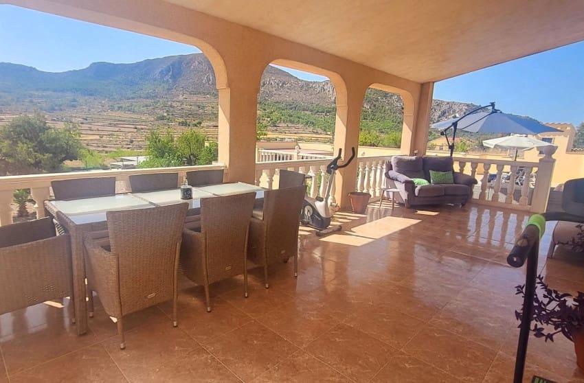 Chalet de 3 habitaciones en La Romana en venta con piscina garaje - 289.999 € (Ref: 10088770)