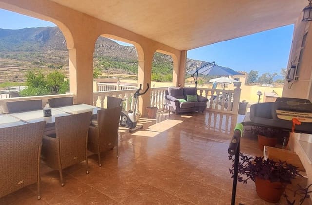 Chalet de 3 habitaciones en La Romana en venta con piscina garaje - 289.999 € (Ref: 10088770)