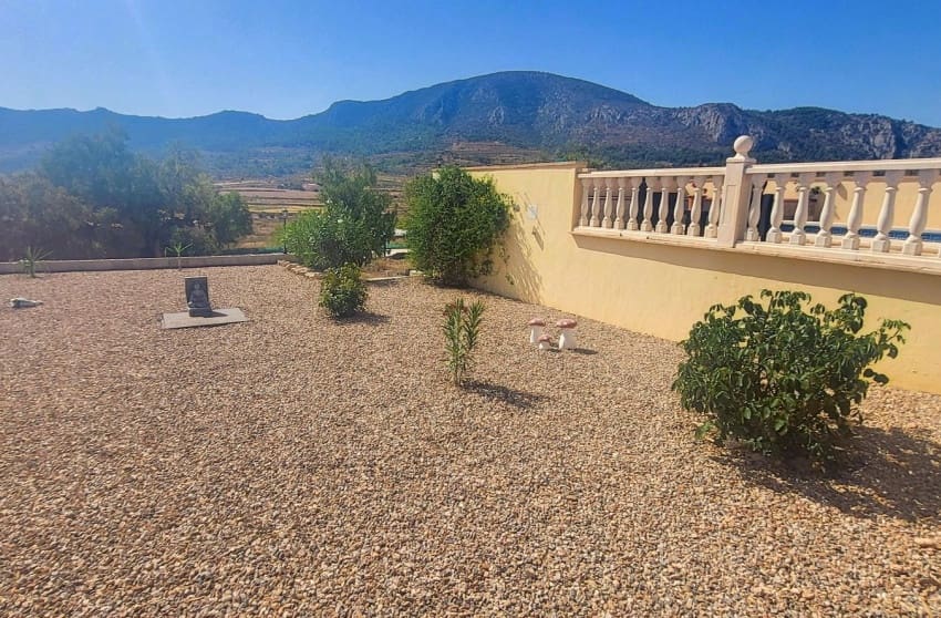 Chalet de 3 habitaciones en La Romana en venta con piscina garaje - 289.999 € (Ref: 10088770)