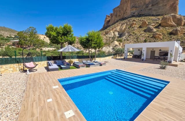 3 Zimmer Villa zu verkaufen in Crevillente / Crevillent mit Pool Garage - 395.000 € (Ref: 10088771)