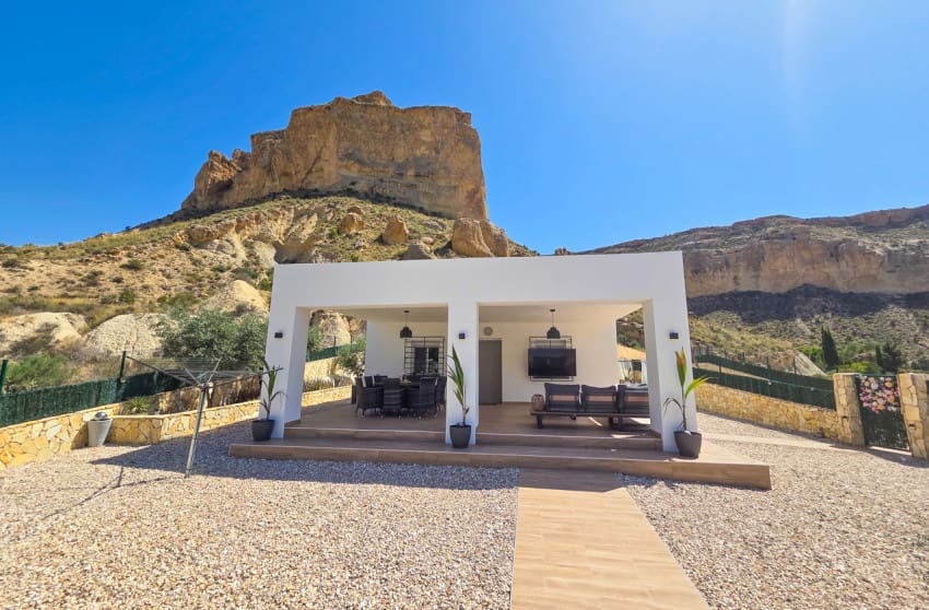 3 Zimmer Villa zu verkaufen in Crevillente / Crevillent mit Pool Garage - 395.000 € (Ref: 10088771)