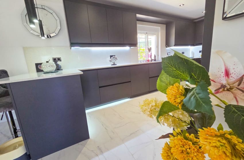 3 Zimmer Villa zu verkaufen in Crevillente / Crevillent mit Pool Garage - 395.000 € (Ref: 10088771)