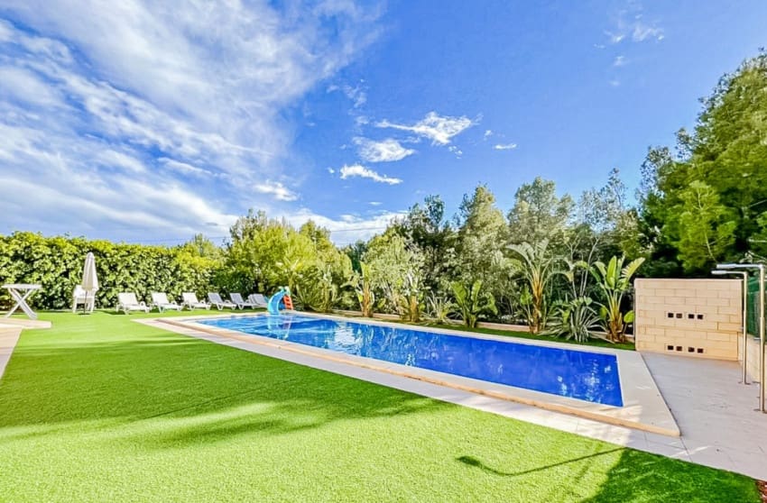 4 Zimmer Villa zu verkaufen in Montebello mit Pool Garage - 580.000 € (Ref: 10088773)