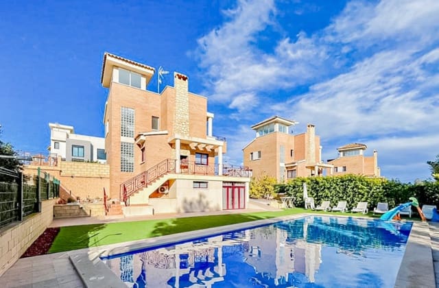 4 sovrum Villa till salu i Montebello, La Nucia med pool garage - 580 000 € (Ref: 10088773)