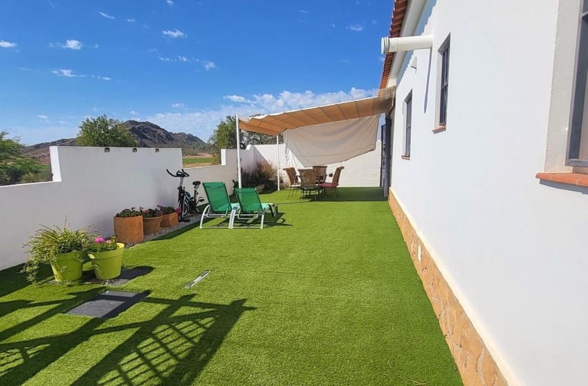 3 chambre Villa/Maison à vendre à Caudete avec piscine - 229 995 € (Ref: 10088776)