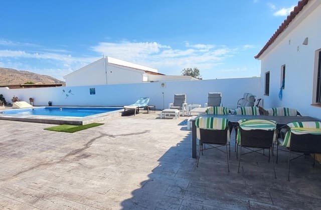 3 chambre Villa/Maison à vendre à Caudete avec piscine - 229 995 € (Ref: 10088776)