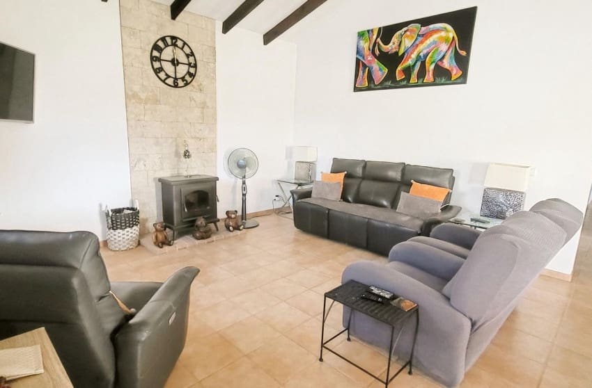 3 chambre Villa/Maison à vendre à Caudete avec piscine - 229 995 € (Ref: 10088776)