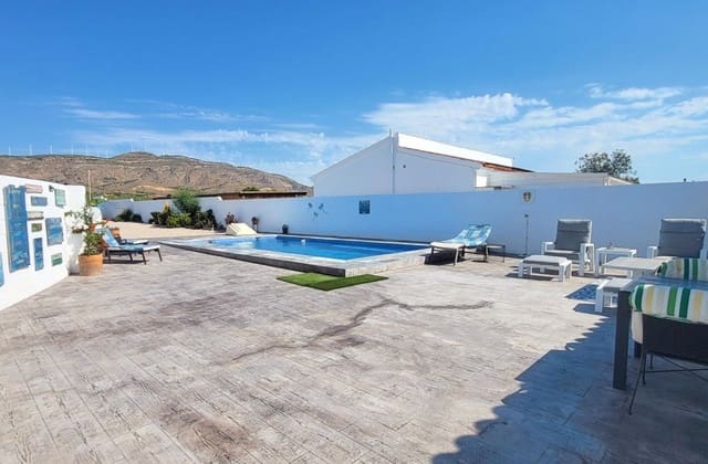 3 chambre Villa/Maison à vendre à Caudete avec piscine - 229 995 € (Ref: 10088776)
