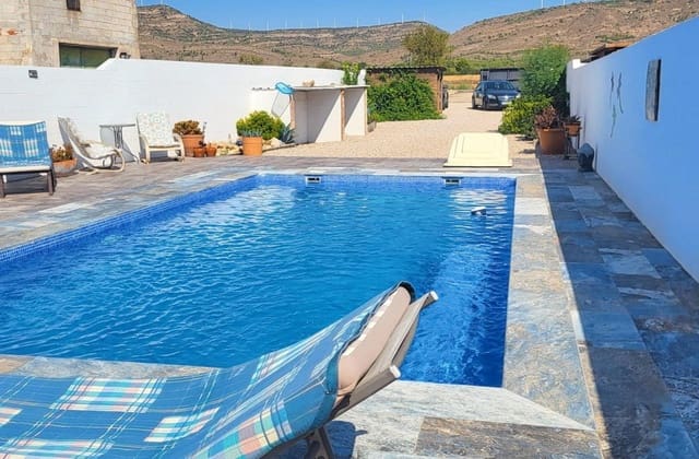 3 chambre Villa/Maison à vendre à Caudete avec piscine - 229 995 € (Ref: 10088776)