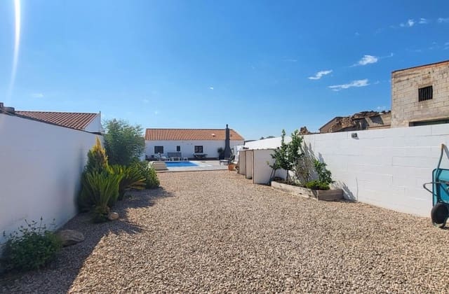 3 chambre Villa/Maison à vendre à Caudete avec piscine - 229 995 € (Ref: 10088776)