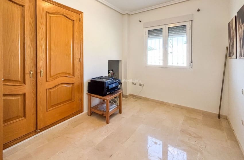 3 soveværelse Villa til salg i Hondon de las Nieves med swimmingpool garage - € 449.950 (Ref: 10091357)