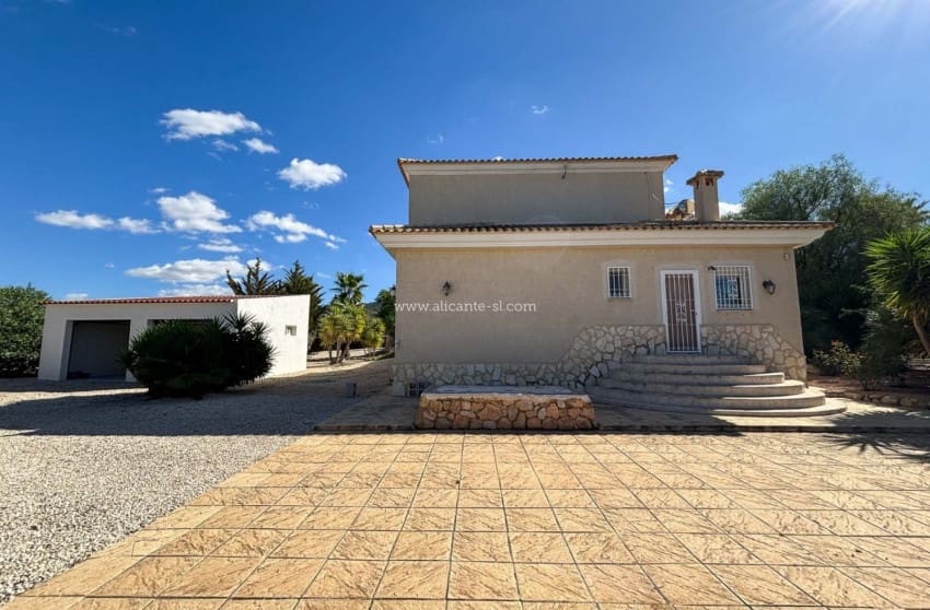 3 soveværelse Villa til salg i Hondon de las Nieves med swimmingpool garage - € 449.950 (Ref: 10091357)