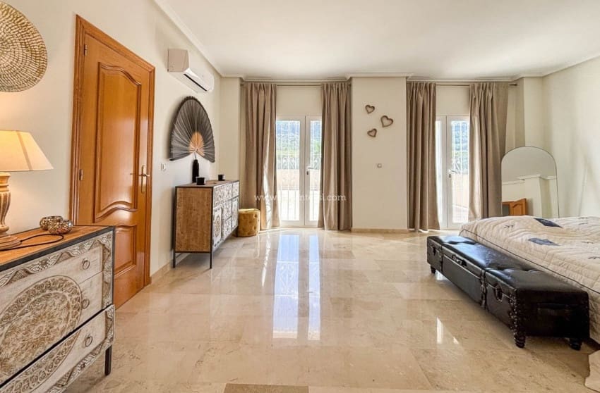 3 soveværelse Villa til salg i Hondon de las Nieves med swimmingpool garage - € 449.950 (Ref: 10091357)