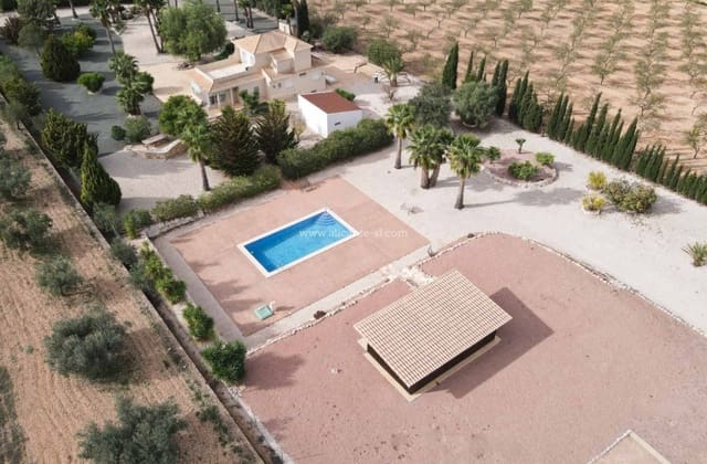 3 soveværelse Villa til salg i Hondón de las Nieves med swimmingpool garage - € 449.950 (Ref: 10091357)