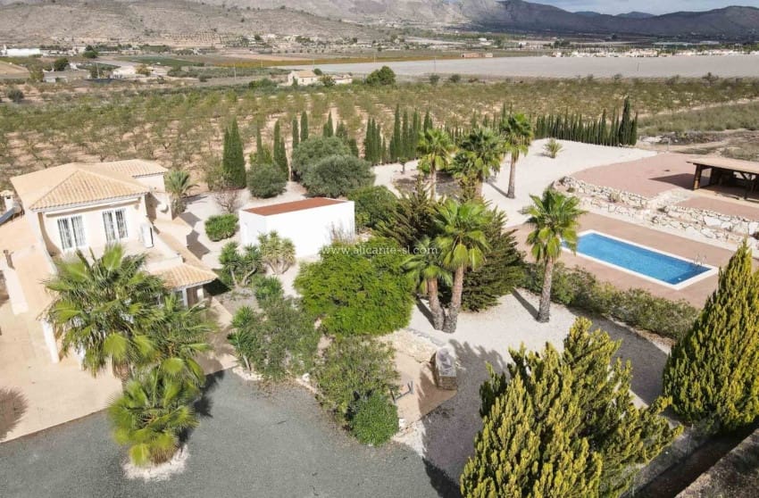 3 soveværelse Villa til salg i Hondon de las Nieves med swimmingpool garage - € 449.950 (Ref: 10091357)