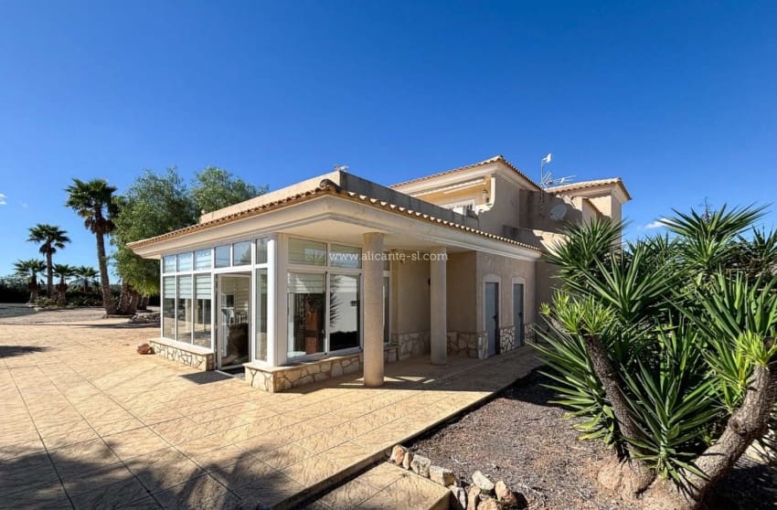 3 soveværelse Villa til salg i Hondon de las Nieves med swimmingpool garage - € 449.950 (Ref: 10091357)