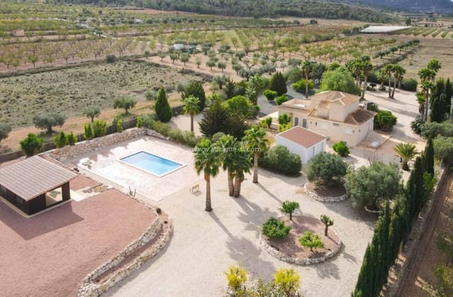 3 soveværelse Villa til salg i Hondón de las Nieves med swimmingpool garage - € 449.950 (Ref: 10091357)