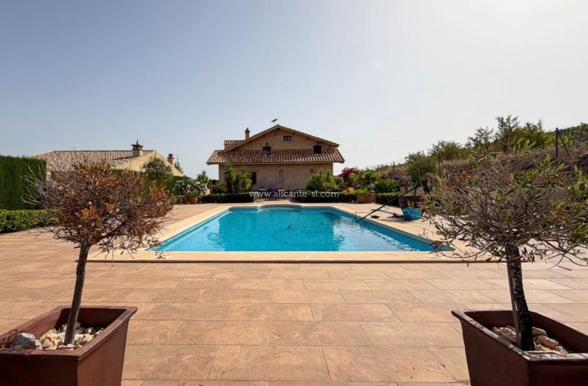 4 soverom Villa til salgs i Hondon de los Frailes med svømmebasseng - € 379 950 (Ref: 10091358)