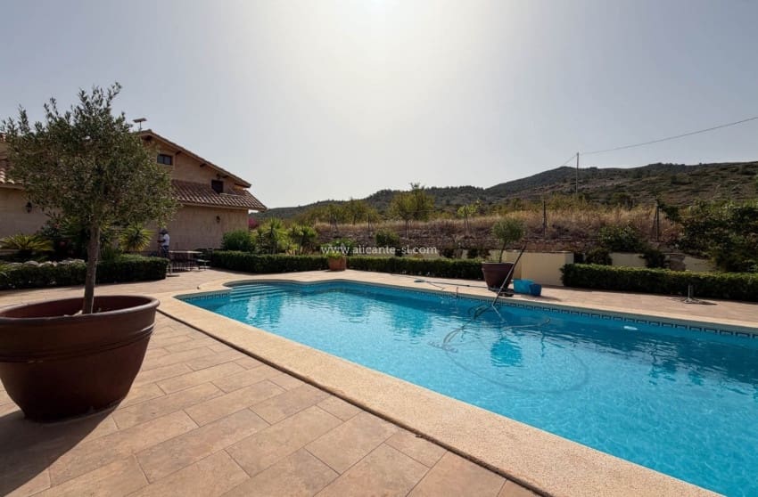 4 soverom Villa til salgs i Hondon de los Frailes med svømmebasseng - € 379 950 (Ref: 10091358)