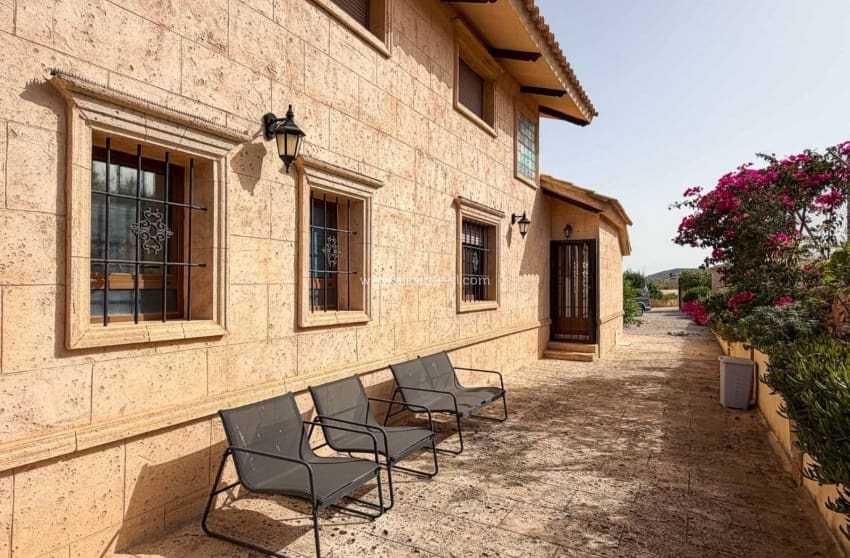 4 soverom Villa til salgs i Hondon de los Frailes med svømmebasseng - € 379 950 (Ref: 10091358)