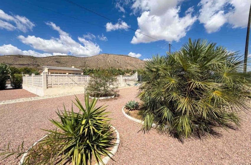 3 soveværelse Villa til salg i Hondon de las Nieves med swimmingpool garage - € 334.950 (Ref: 10091359)