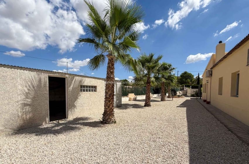 3 soveværelse Villa til salg i Hondon de las Nieves med swimmingpool garage - € 334.950 (Ref: 10091359)
